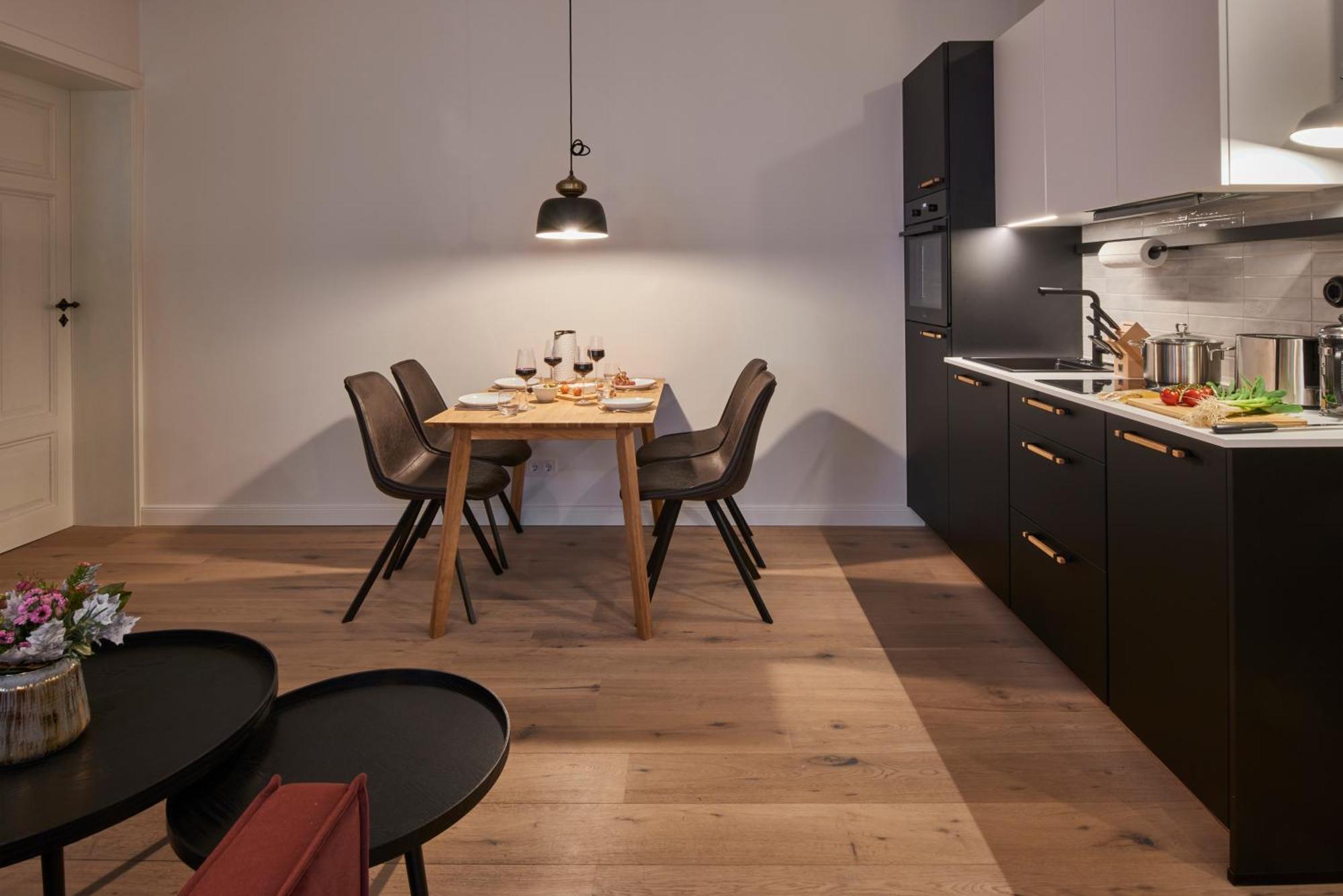 Via'S Appartements Und Ferienwohnungen 괴를리츠 외부 사진
